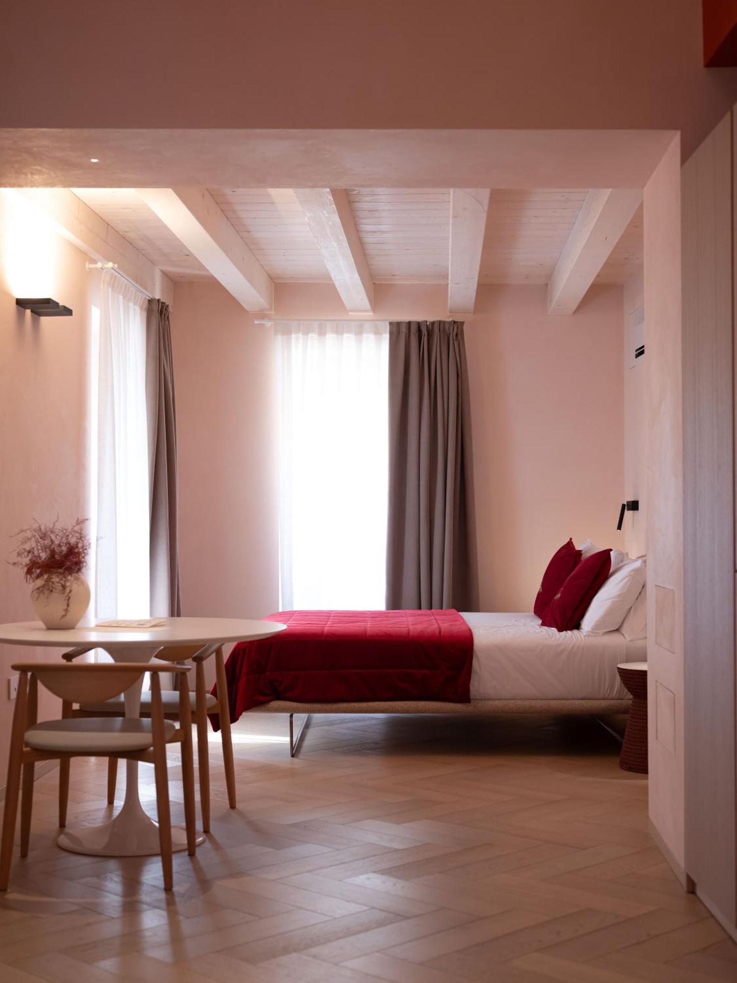 Appartement Palazzo Ciopeta - Italian Excellence à Vérone Extérieur photo
